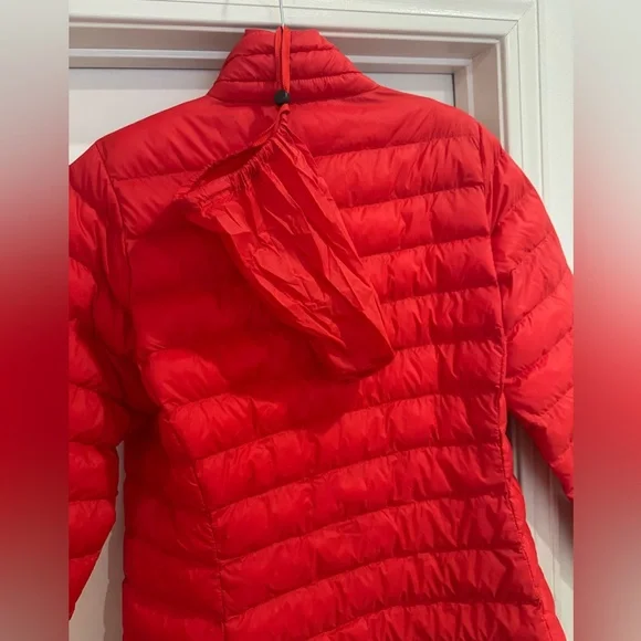 Amazon Essentials red puffer jacket Large - Picture 8 of 11